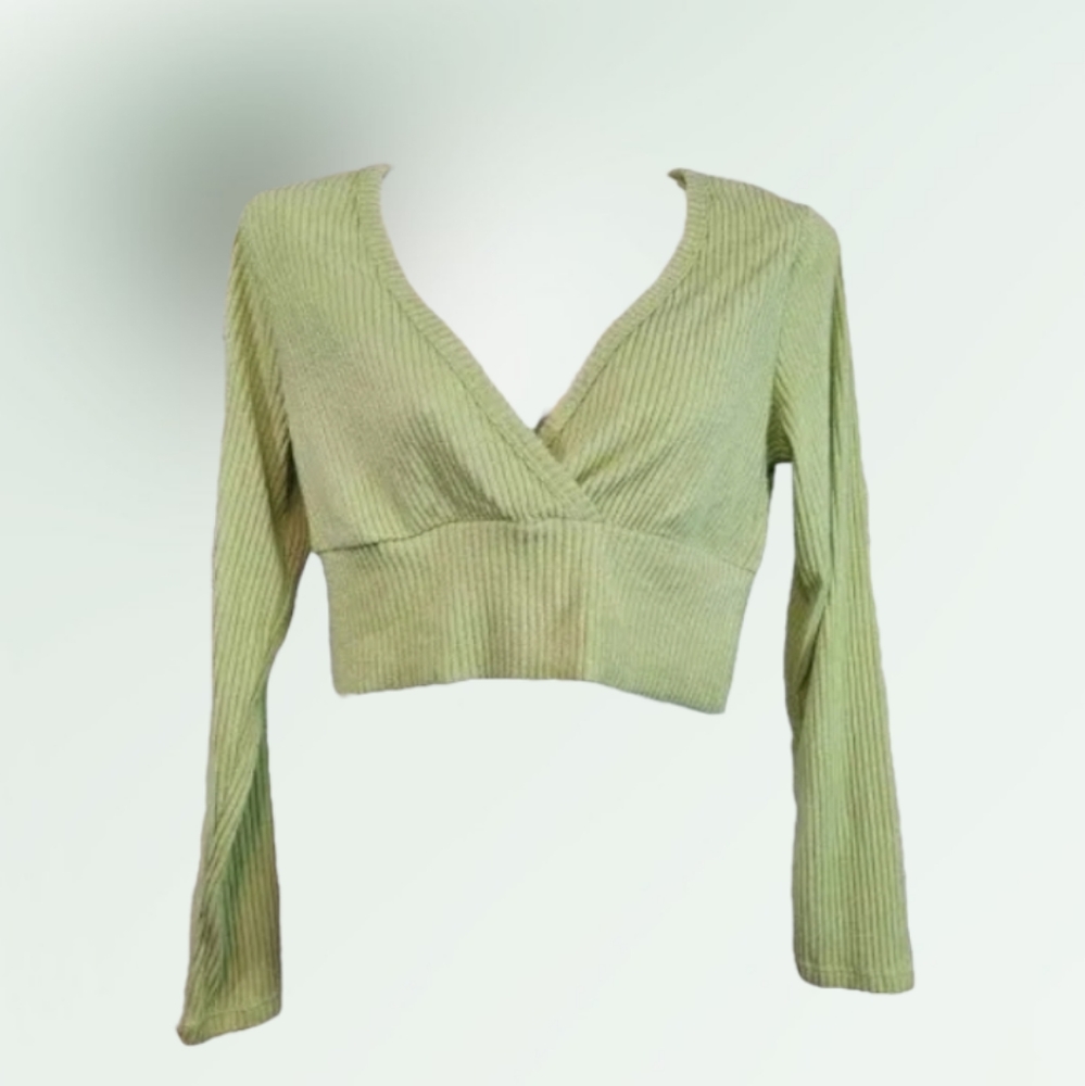 💀Wild Fable Light Green Long Sleeve Crop Top Medium💀